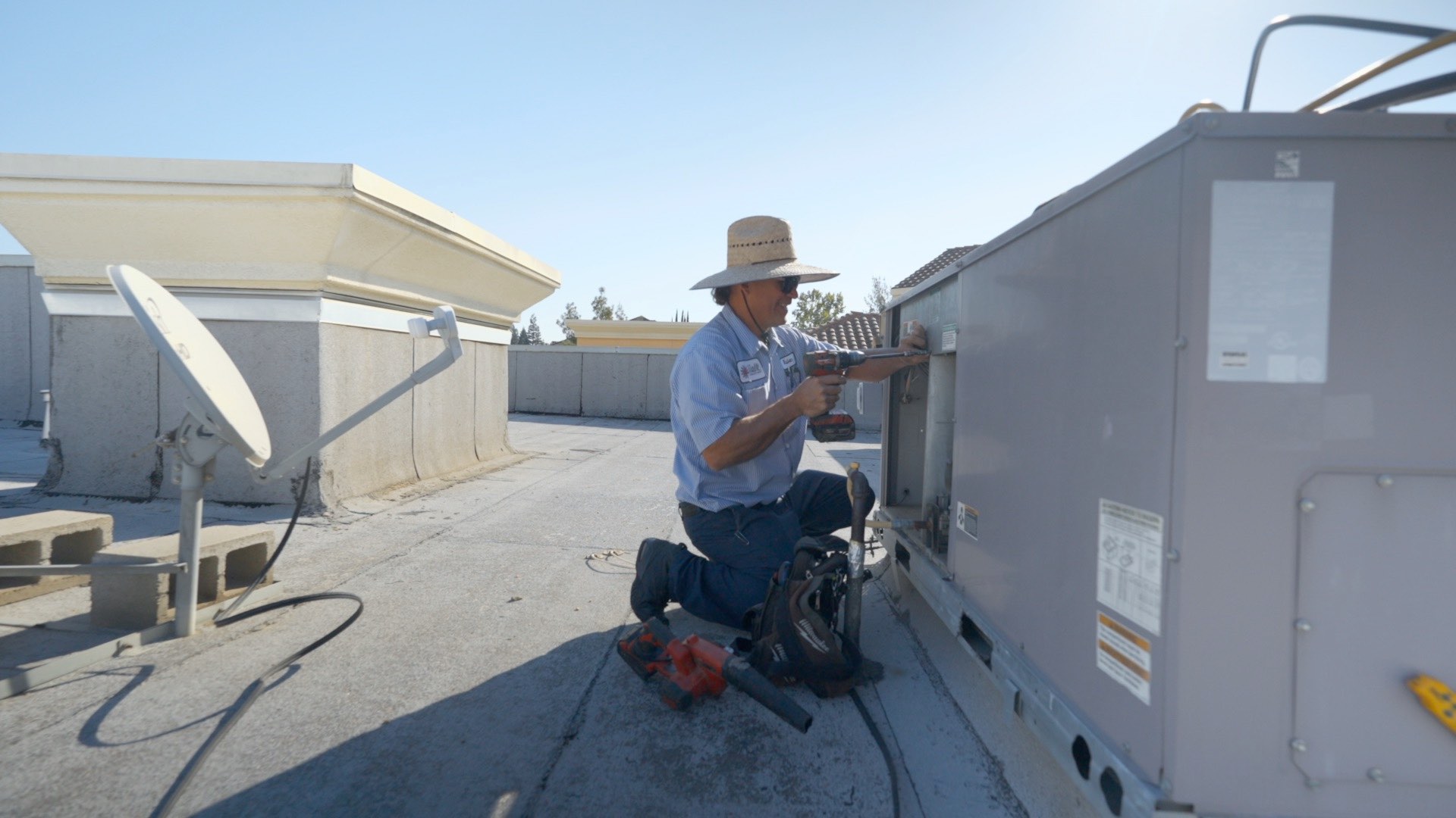 Nalk's team of highly experienced technicians working at a Clovis commercial building